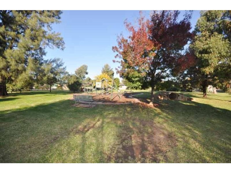 1 Frances Crt, Wagga Wagga NSW 2650