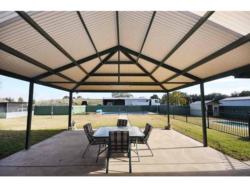 121 Byrnes Rd, Wagga Wagga NSW 2650