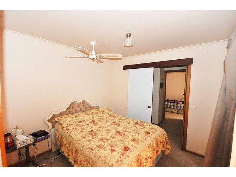 5 Brookong St, Lockhart NSW 2656