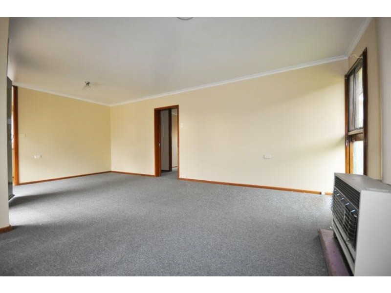 5 Blakemore Ave, Wagga Wagga NSW 2650