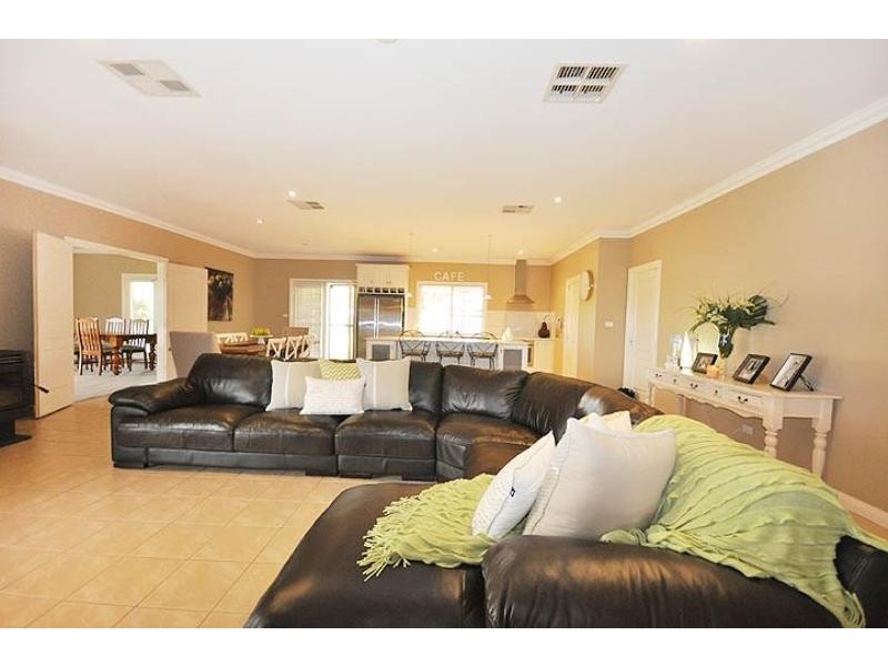 23 Emily Street, The Rock NSW 2655