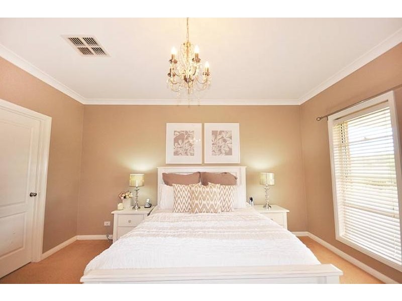 23 Emily Street, The Rock NSW 2655