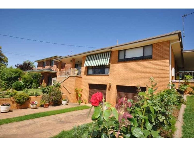 38 Patamba Street, Kooringal NSW 2650