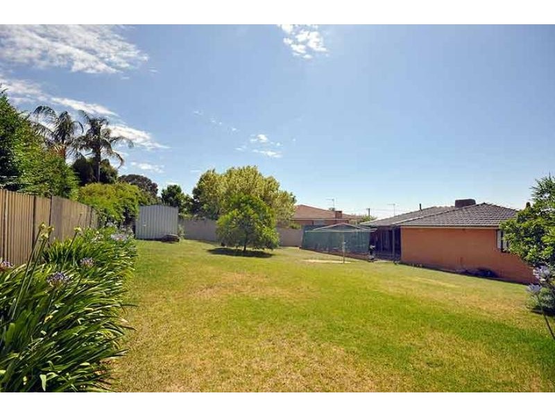 38 Patamba Street, Kooringal NSW 2650