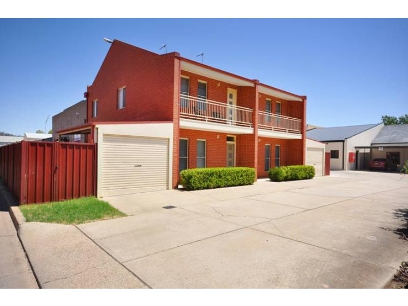 Units 3&4/33 Blake St, Wagga Wagga NSW 2650