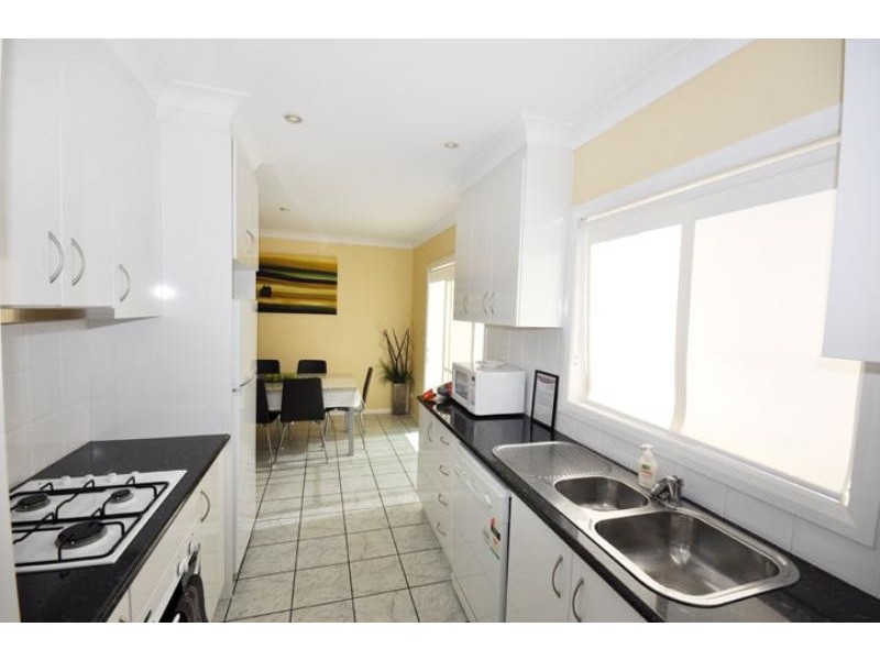 Units 3&4/33 Blake St, Wagga Wagga NSW 2650