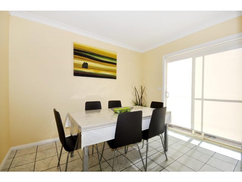 Units 3&4/33 Blake St, Wagga Wagga NSW 2650