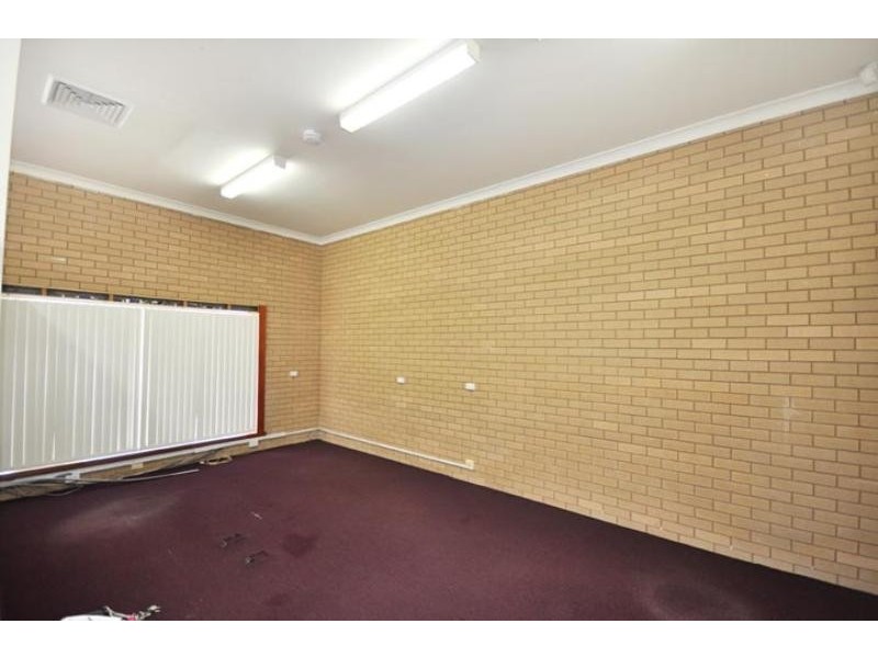 139 Peter St, Wagga Wagga NSW 2650