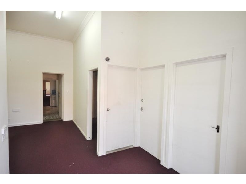 139 Peter St, Wagga Wagga NSW 2650