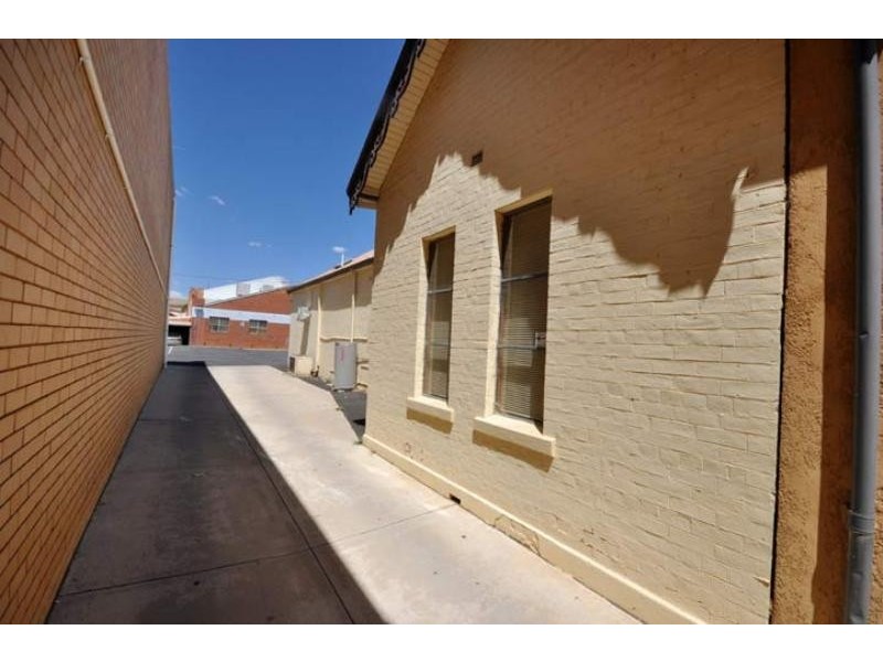 139 Peter St, Wagga Wagga NSW 2650