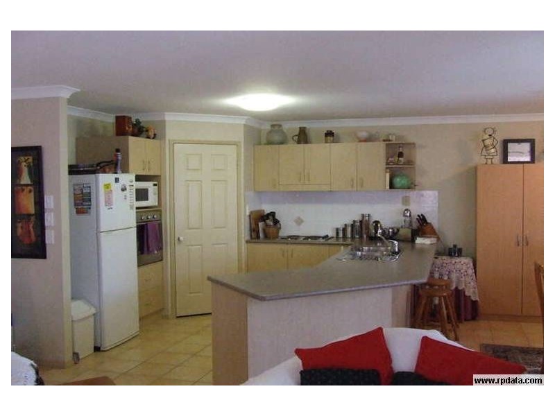 5 Walsh Street, Redcliffe QLD 4020