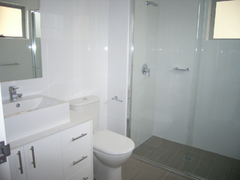 Unit 5/83 Marine Pde, Redcliffe QLD 4020