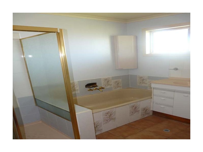 1/12 Silvester Street, Redcliffe QLD 4020