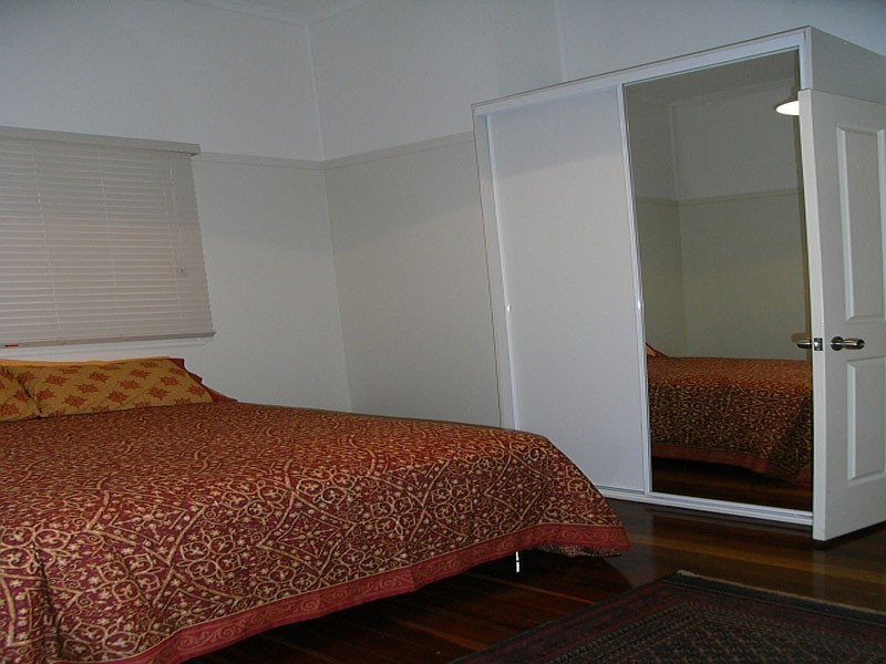 16 Wyllie Street, Redcliffe QLD 4020