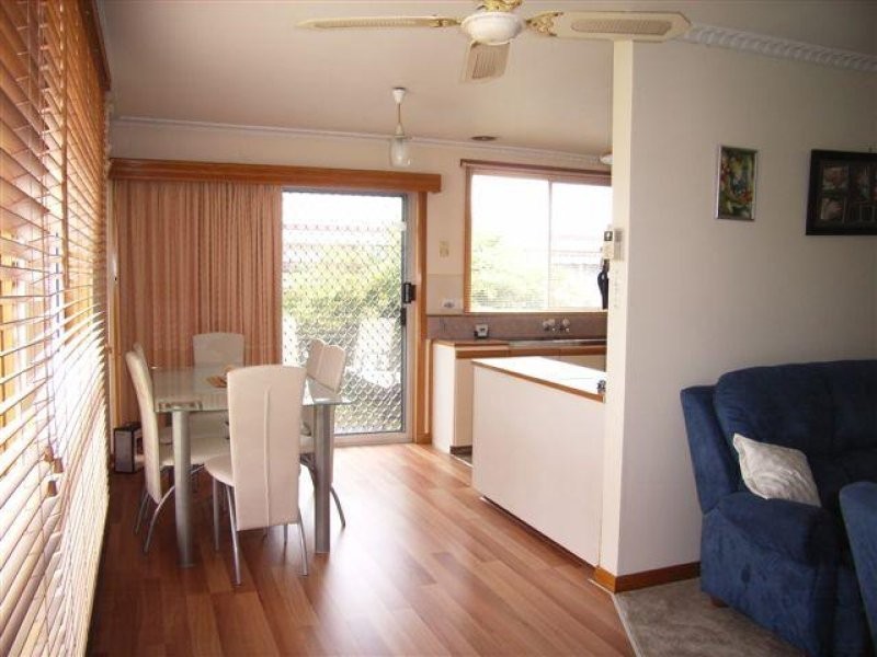 9 Egan Street, Newnham TAS 7248