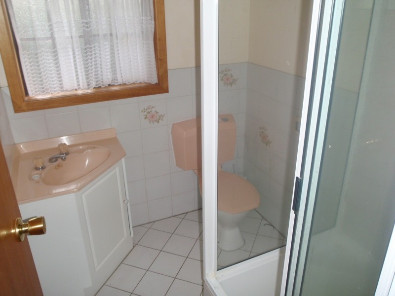 2/32 Camira Street, Newnham TAS 7248