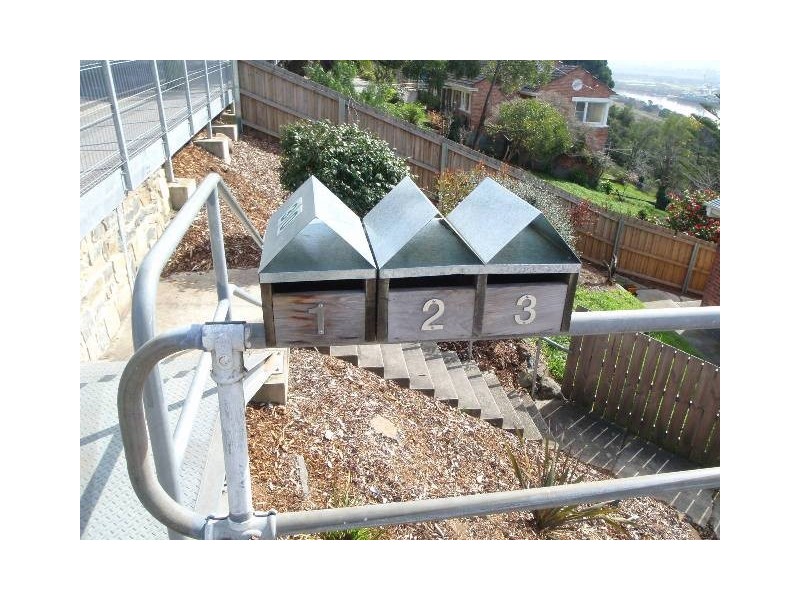 2/30 Trevallyn Road, Trevallyn TAS 7250