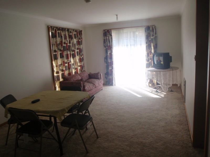 2/6 Patricia Place, Newnham TAS 7248