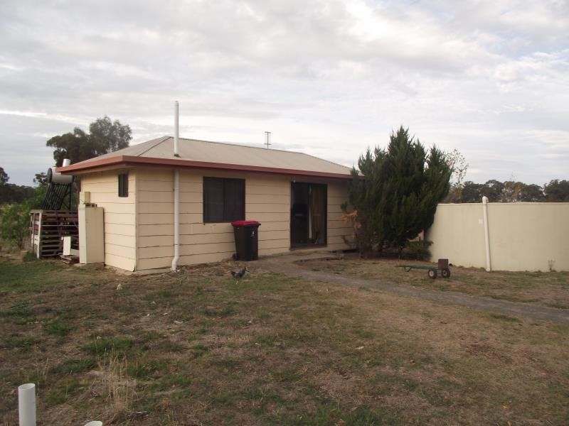 Arcadia VIC 3631