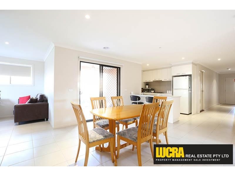 7 Glastonbury Drive, Sunbury VIC 3429