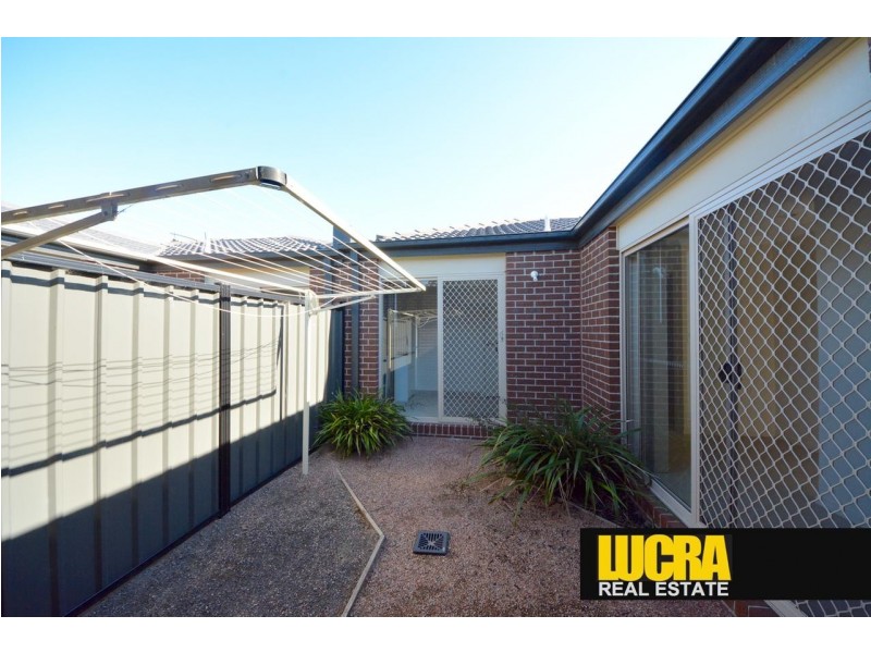 30 Tom Roberts Parade, Point Cook VIC 3030