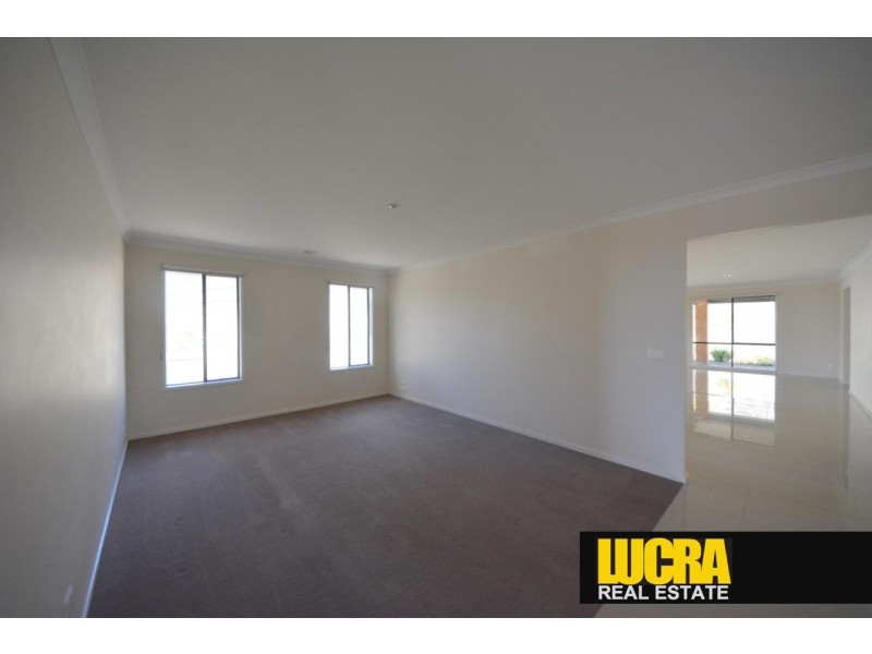 148 Phillip Drive, Sunbury VIC 3429