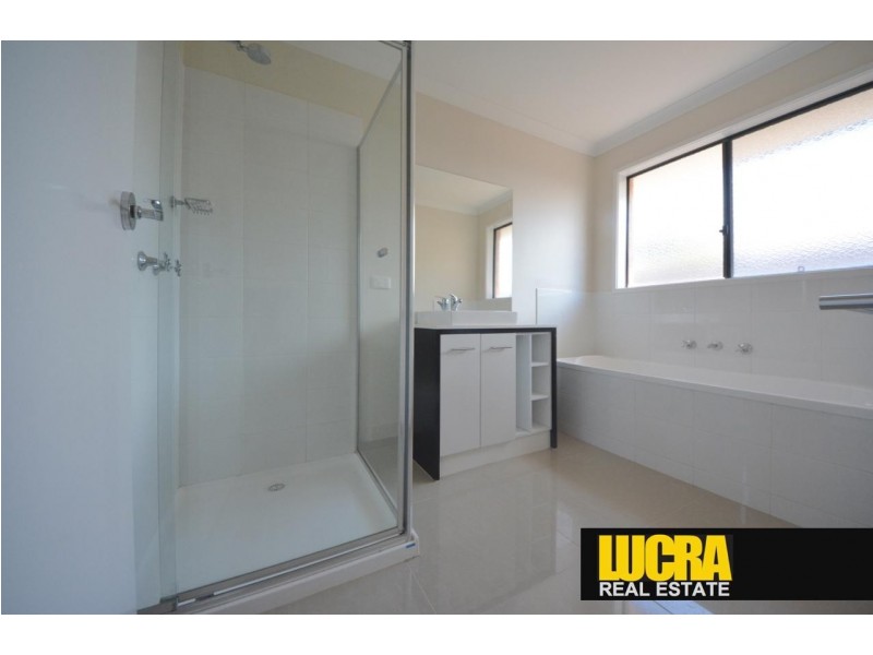 148 Phillip Drive, Sunbury VIC 3429