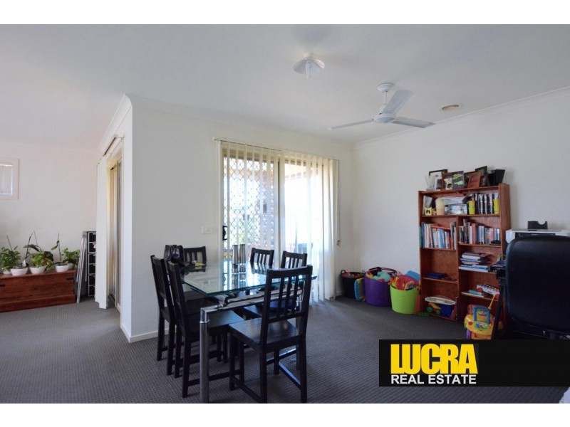 17 Taunton Grove, Derrimut VIC 3030