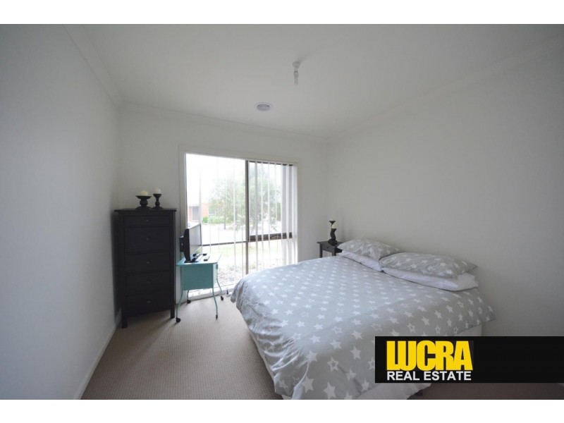 10 Hughes Road, Doreen VIC 3754