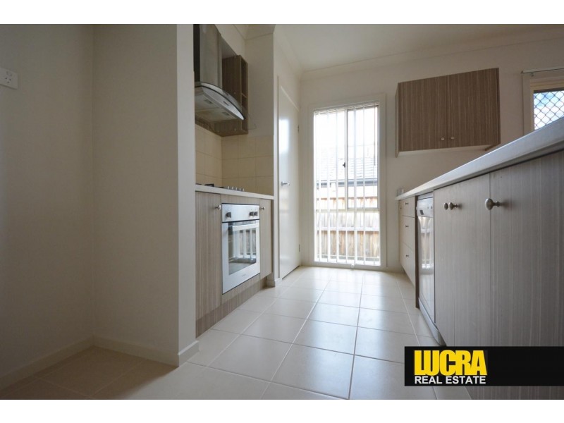 6 Hughes Road, Doreen VIC 3754