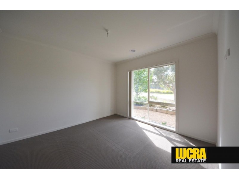 6 Hughes Road, Doreen VIC 3754