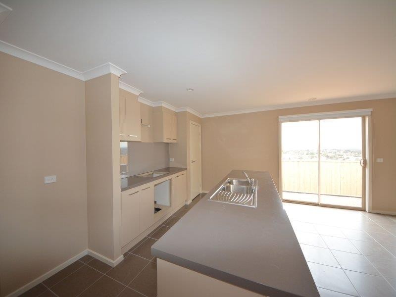 39 Barwick Road, Sunbury VIC 3429