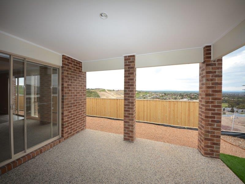 39 Barwick Road, Sunbury VIC 3429