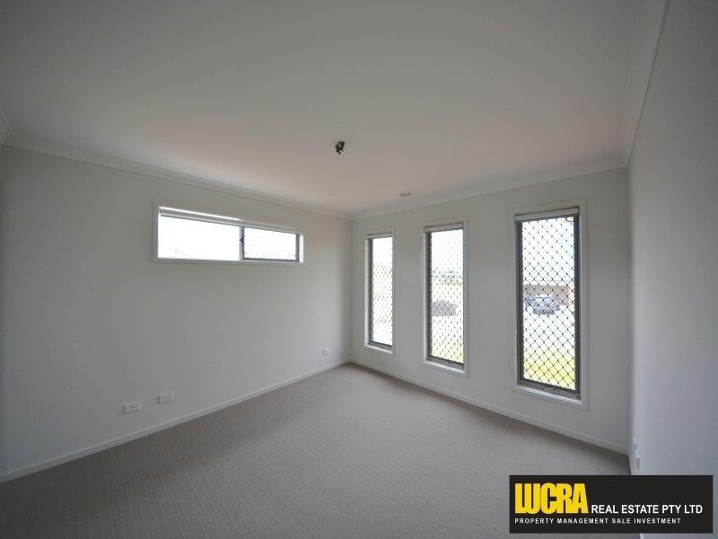 6 Glastonbury Drive, Sunbury VIC 3429