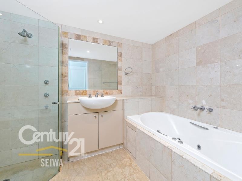 2507/2A Help Street, Chatswood NSW 2067