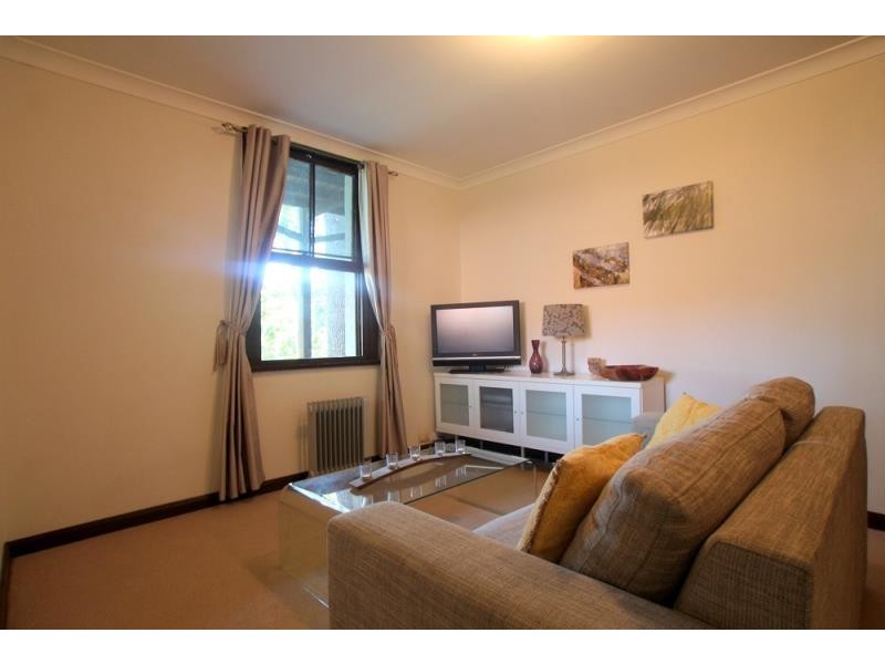 2/44 Findlay Avenue, Roseville NSW 2069