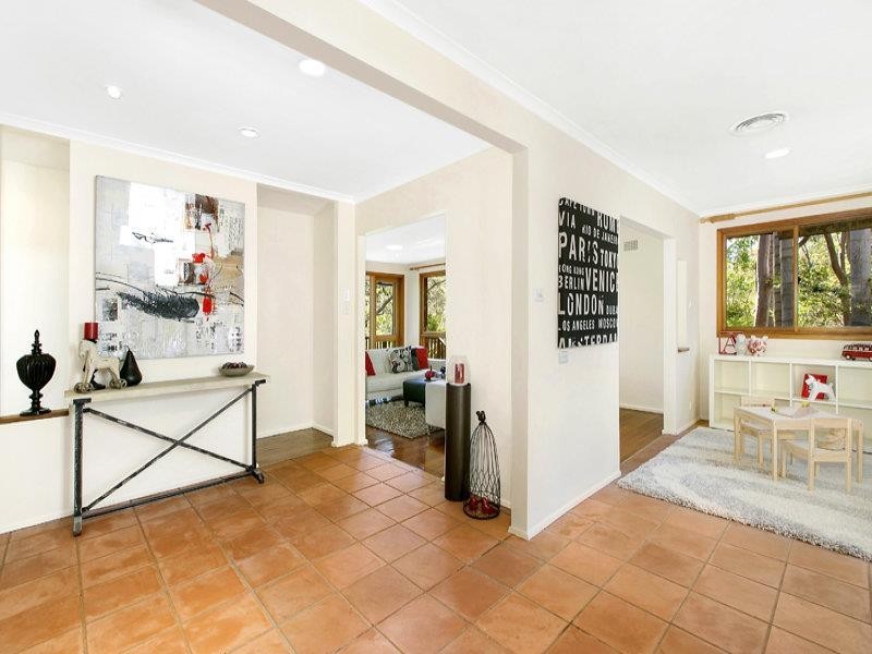 14 Leeds Place, Turramurra NSW 2074