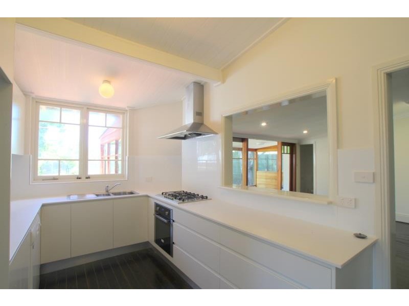 37 Bancroft Avenue, Roseville NSW 2069