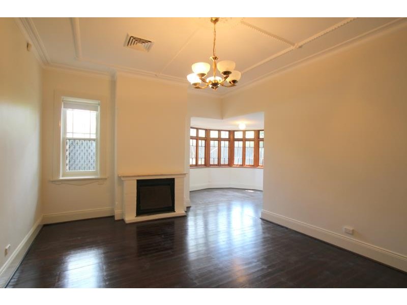 37 Bancroft Avenue, Roseville NSW 2069