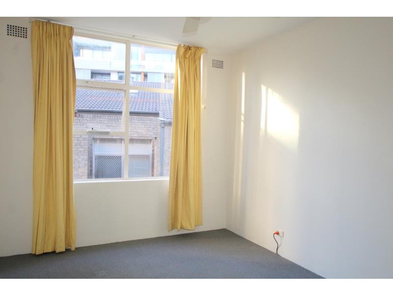 10/3 Help Street, Chatswood NSW 2067