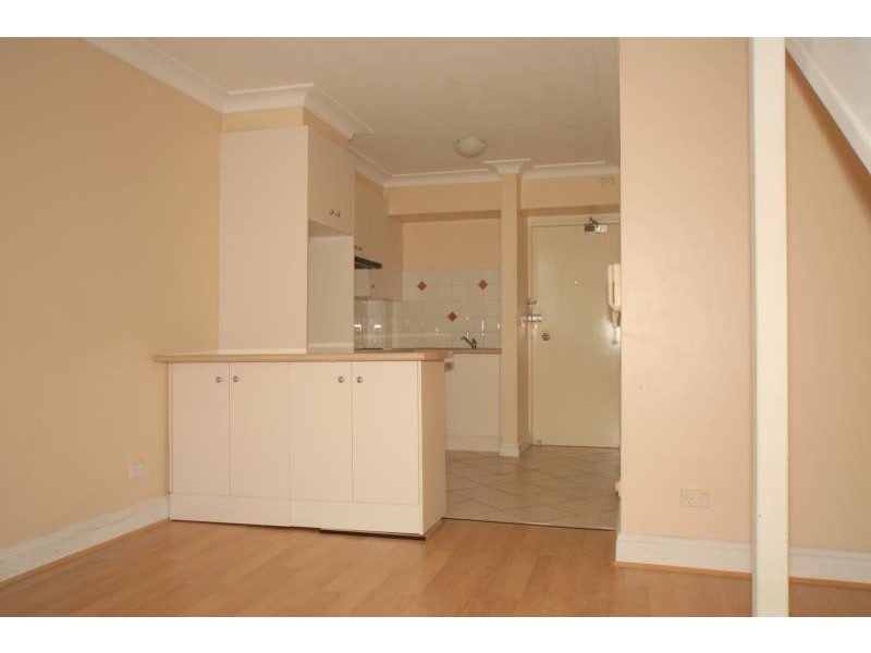 33/5 Help Street, Chatswood NSW 2067