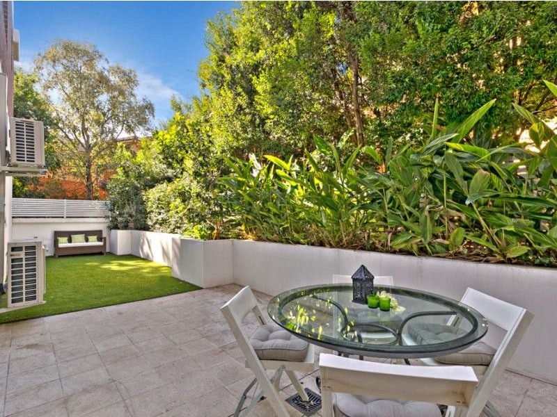 2/15 Nelson Street, Chatswood NSW 2067