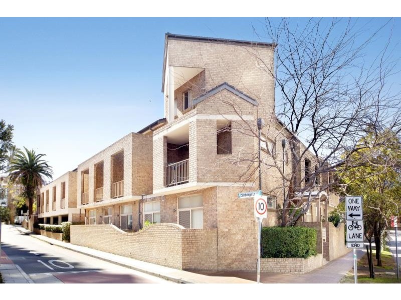 28/5 Help Street, Chatswood NSW 2067