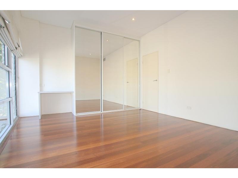 2/41 Mitchell Road, Alexandria NSW 2015