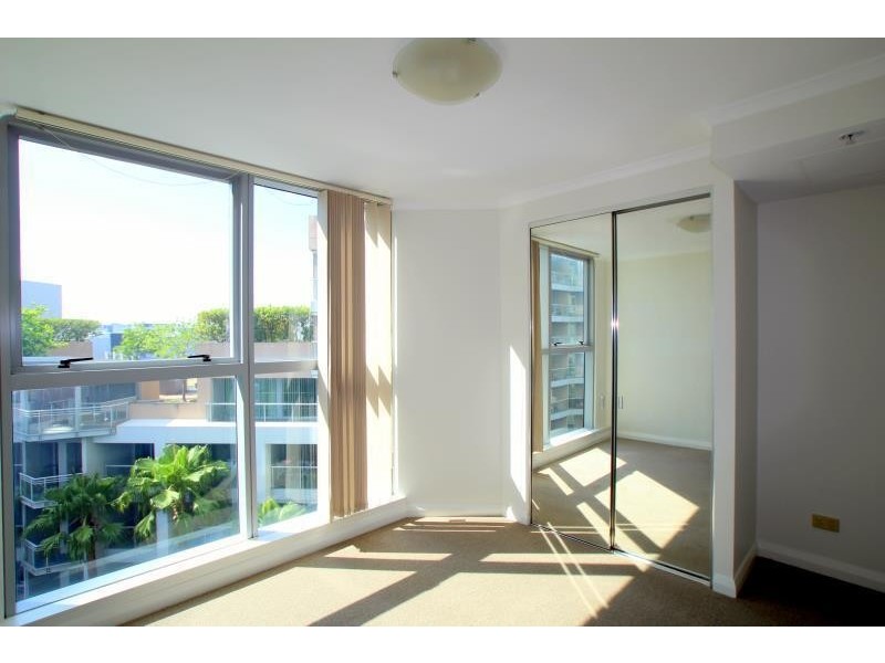 XXX/2A Help Street, Chatswood NSW 2067