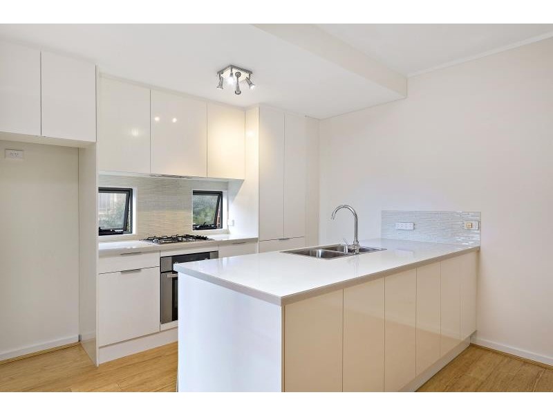 8/1 Boronia Street, Kensington NSW 2033