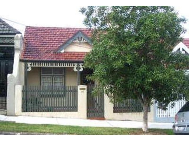 40 Clarendon Road, Stanmore NSW 2048