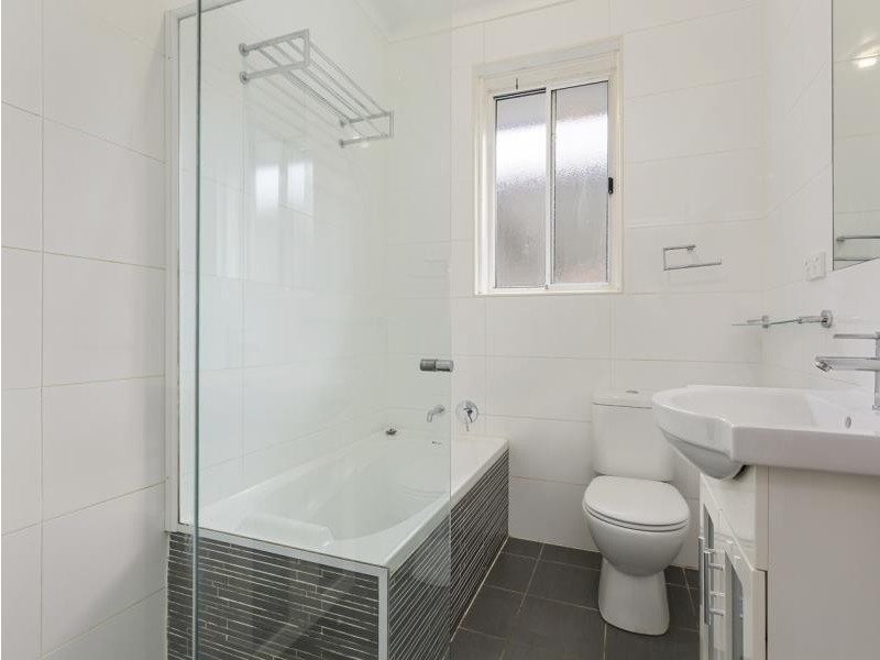 6/6 Dunmore Street, Croydon Park NSW 2133