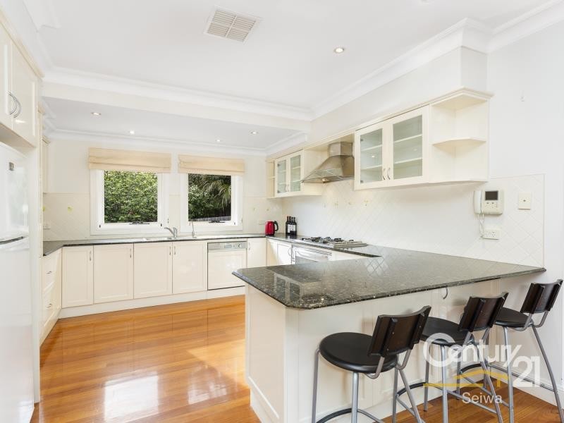 24 Waratah Street, Roseville NSW 2069