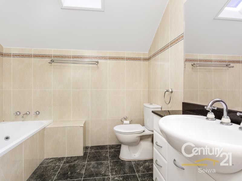 24 Waratah Street, Roseville NSW 2069